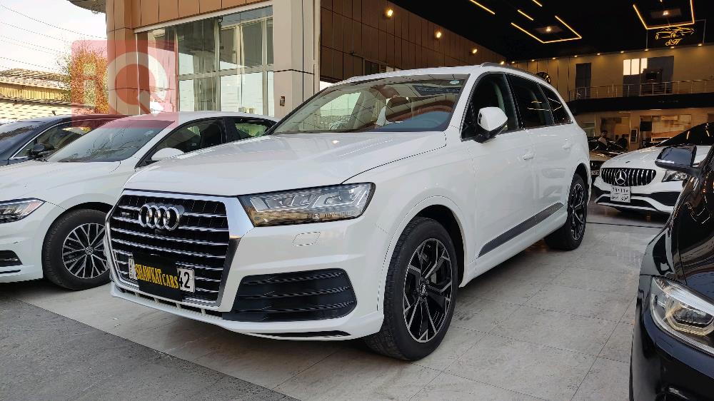 Audi Q7